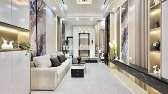 Bán Nhà 7 Tầng Thang Máy - Nhỉnh 10 Tỷ- Ngã 3 Xuân Đỉnh Phạm Văn Đồng