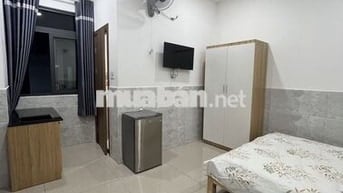 Phòng hiện đại gần trung tâm Q7 ngay Nguyễn Văn Linh