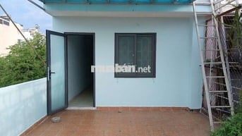 cho thuê nhà mặt tiền Lê trọng tấn, dt 4,2x18m nhà 3 lầu .mới giá 30tr