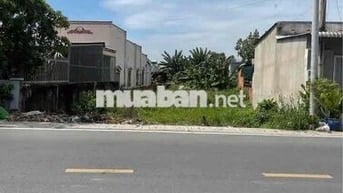 Gấp Lô Đất Mặt Tiền NGUYỄN KIM CƯƠNG DT 500m2 Giá 880tr