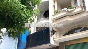 NHÀ MẶT TIỀN 8PN CẦU THANG GIỮA NHÀ, CHO LÀM CHDV