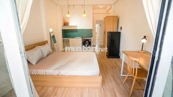 Căn Hộ Studio Máy Giặt Riêng_Balcony Lớn_Gần CV Lê Văn Tám