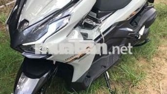xe mua dùng it đi cần bán
