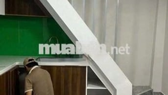 Cho thuê nhà nguyên căn.Đường Bùi Viện.Quận 1.