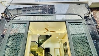 Nhà đẹp Nguyễn Khuyến 62m2 giá 2Tỷ170 sổ hồng riêng, nội thất sẵn