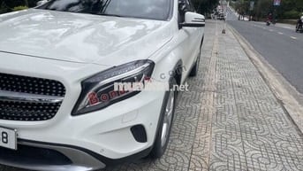 Xe Mercedes Benz GLA class GLA 200