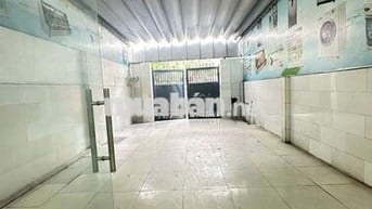 Nhà mặt tiền kinh doanh 5x35 có 2 pn 1 vs