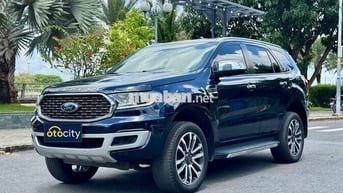 Ford Everest Titanium 2022 - Màu đen - 4vkm