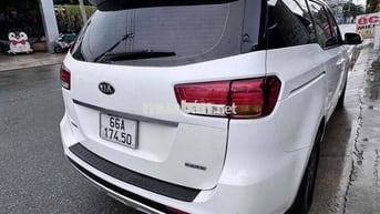 Kia Sedona 2017 2.2 DATH - 66000 km