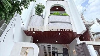 Nhà 3 tầng thiết kế hiện đại sang trọng bậc nhất