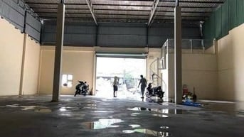 Cho thuê Xưởng 15 x25m giá 27 tr/ tháng