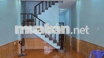 Cho thuê nhà gần ngã tư Bình Trị cách Nguyễn Thị Minh Khai 100 m