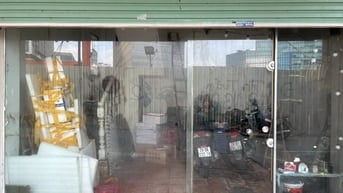 Cho thuê nhà mặt phố kim mã DT 20m2 5 tầng tầng 1 giá 8 triệu / tháng