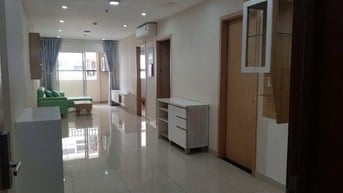 CC 10A Trần Nhật Duật, Q1: 3p ngủ, full nội thất, 13tr/tháng, ban công