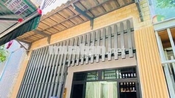 Nhà sổ hồng riêng tl15, quận 12, sát ngã tư ga