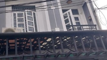 BÁN NHÀ 4 TẦNG 5×20 HƯỚNG NAM CÓ THU NHẬP ỐN ĐỊNH GẦN CHỢ TRƯỜNG HỌC 