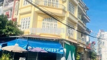 Căn góc nhà phố và CHDV 4 tầng góc 2MT Đường Ngay Chợ TCH 03.07