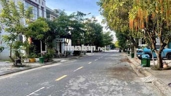 BÁN LÔ ĐẤT MT 7M5 LÝ TỬ TẤN -DT 100M2 NGANG 5M GẦN BIỂN
