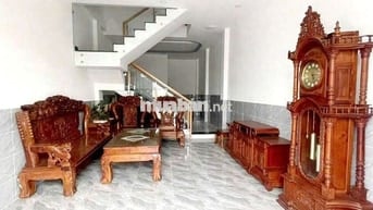 Nhà mới xây trệt lầu KDC Hồng Loan