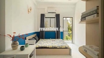 Cho Thuê Căn Hộ Ban Công, Full nội thất gần Ngã Tư Hàng Xanh, Q1,Q2,Q3