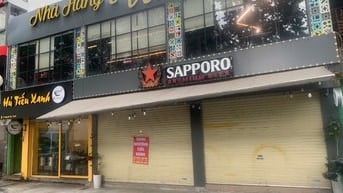 Sang gấp nhà hàng lẩu nướng lô góc  MP Chùa Láng chỉ 60tr/tháng
