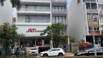 Nhà mặt tiền Nguyễn Thị Thập có thang máy vị trí đẹp 80tr/th