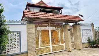 Biệt thự trung tâm Phường 1 TP.Bảo Lộc 370m2 sẵn thổ cư giá tốt