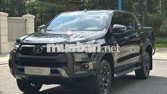 Toyota Hilux 2.8L 4x4 AT Adventure 2021 Nhập Thái