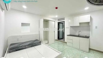 PUÒNG STUDIO - NGAY DH VĂN HIẾN - THANG MÁY BẢO VỆ