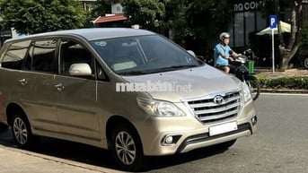Toyota Innova 2015 V - 200000 km