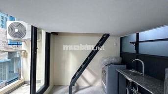 Khai trương Căn Hộ Dịch Vụ mới 100% ngay trung tâm Q10 gác ban công