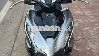 Xe đep 4 val đưa 19 củ nhận xe về đi