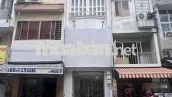 Cho thuê nhà Mặt Tiền Kinh Doanh 3x10 Trệt lửng 3 lầu Quận 3
