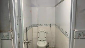 Cho thuê nhà nguyên căn 1 trệt 1 lửng 40m² – sạch đẹp, thoáng mát.