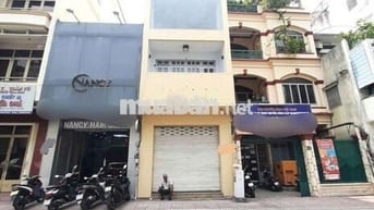 Cho thuê nhà mặt tiền Bàn cờ, p3. Dt. 4,5x23m 1t 3 lầu st. 6pn đẹp