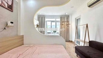 căn hộ full nội thất, 35m2, ban công, Thích Quảng Đức, Phú Nhuận