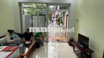 cho thuê nhà 2,5 tầng 2pn/3wc mặt tiền châu văn liêm