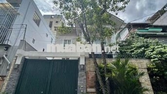 BIỆT THƯ KHU VIP NGUYỄN VĂN TRỖI_ 9X20M_ TRỆT 2 LẦU. NHÀ ĐẸP.