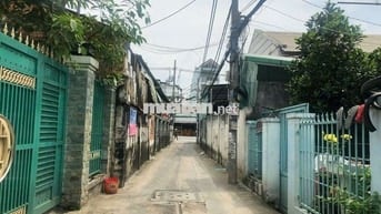Cho thuê nhà nguyên căn hẻm xe hơi Diện tích rộng