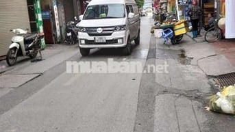 Tôi cần bán nhà Phú Đô mặt ngõ ô tô cách 1 nhà ra phố, nhà 5tầng .