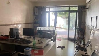 Nhà full nội thất 5x20 trệt lầu 3pn như hình