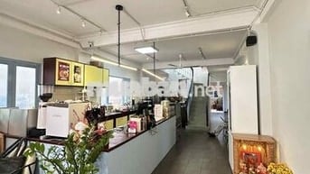 SANG NHƯỢNG QUÁN CAFE TẠI NGUYỄN GIA TRÍ, BÌNH THẠNH