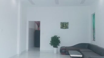 Nhà Mới Xây, Mặt Tiền 2,5 Tầng, Gần Chợ Hoà Thọ Tây