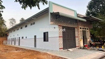 Bán căn trọ 5 phòng 1 kiot diện tích 153m2 ngay quốc lộ 22 giá 1,09 tỷ
