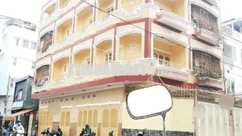Cho thuê căn góc 2 mặt tiền Trần Khánh Dư, dt. 4x17m 3 lầu trống suốt