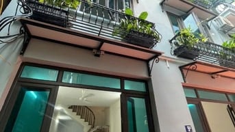 Bán nhà khu Nguyễn Chính, Tân Mai, Hoàng Mai, 42 m2x3,5 tầng xây mới