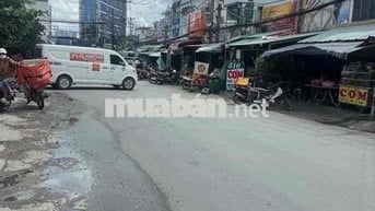 nhà nhỏ thu nhập mỗi tháng cho thuê 12tr. mat tiền lưu trọnng lư Quận