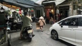 Ngộp bank, giảm sốc 5 tỷ cho nhà 2 tầng, 96m2, Nguyễn Trãi, Q1