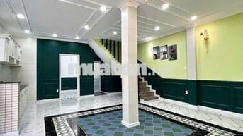 Nhà 4 Phòng Ngủ Gần Chợ Trần Việt Châu