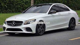 Mercedes Benz C Class 2021 C 300 AMG - Bank 90%